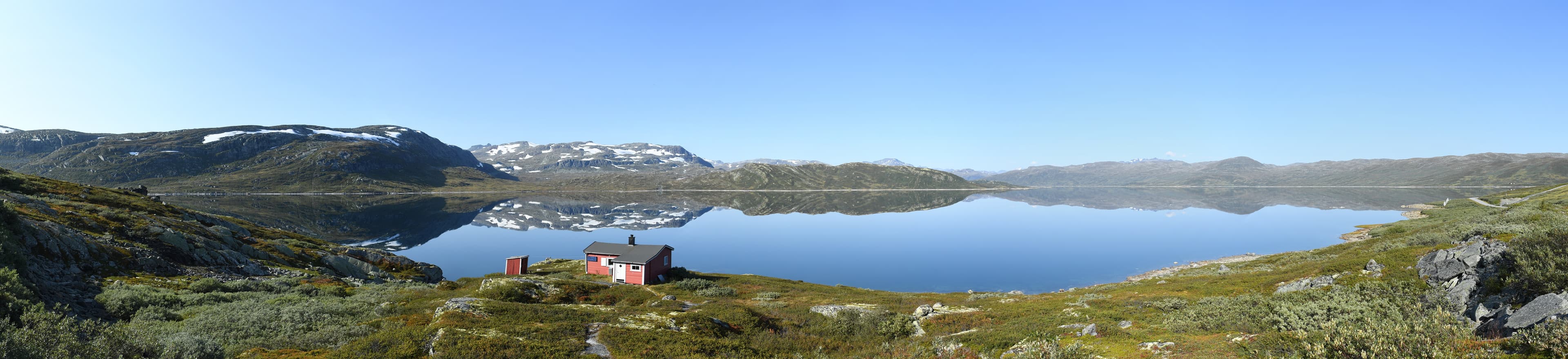 Panorama of Lake Tyin in the Jotunheimen mountains